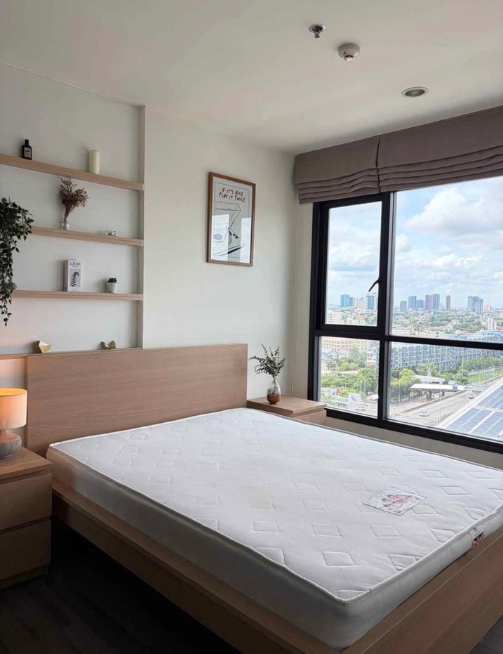 picture The base park east near bts onnut for rent - 3/8