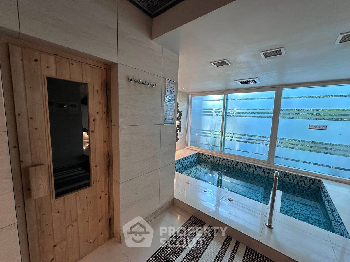 picture 2-BR Condo at Circle Condominium near MRT Phetchaburi (ID 2970823) - 19/20