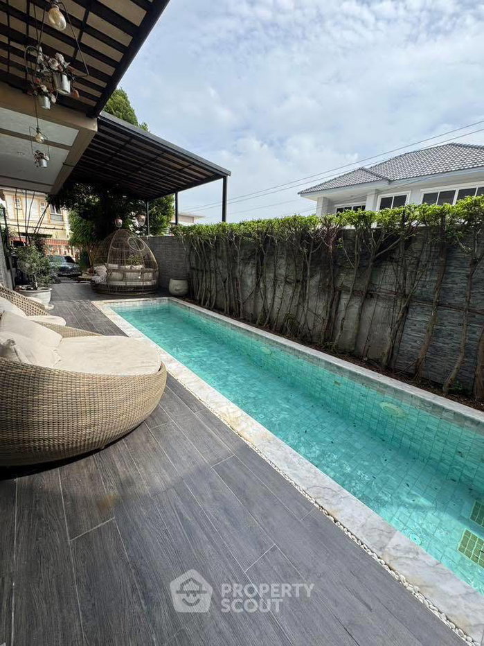 รูป วิลล่า 3-ห้องนอน ใน มหาสวัสดิ์ (ID 2971016) - รูปที่ 12/14