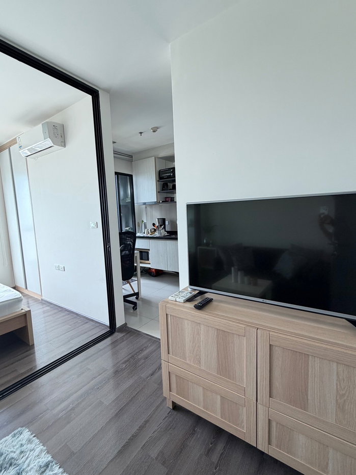 picture The base park east near bts onnut for rent - 1/8