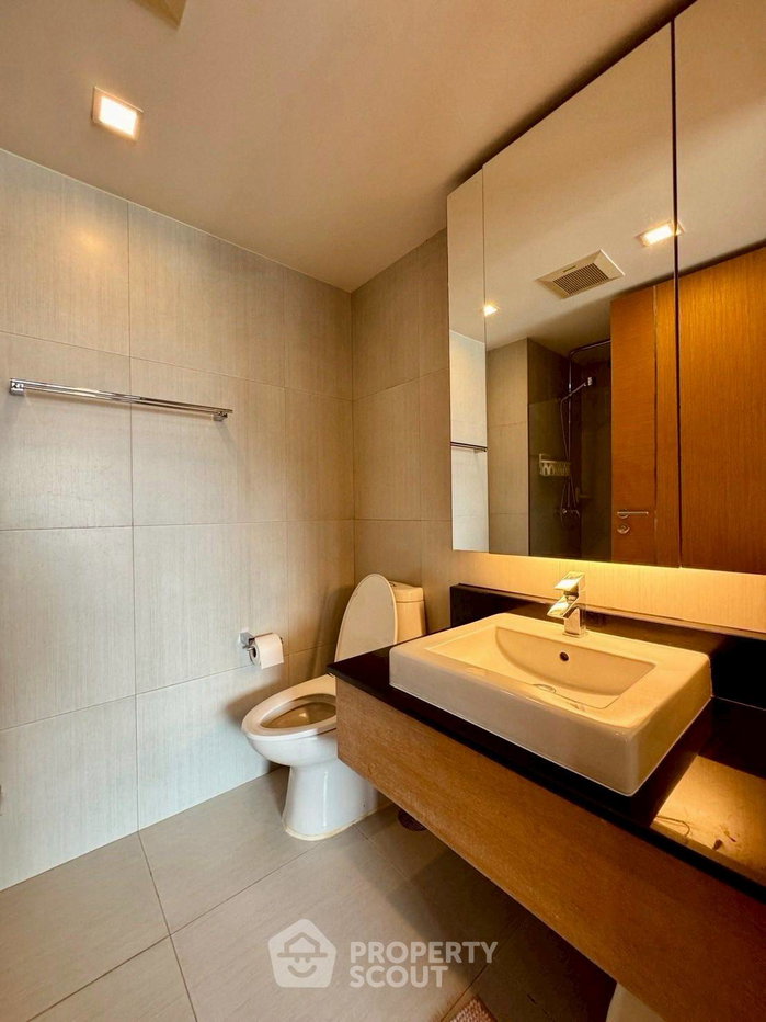 picture 1-BR Condo at Socio Ruamrudee near BTS Nana (ID 2971274) - 3/17