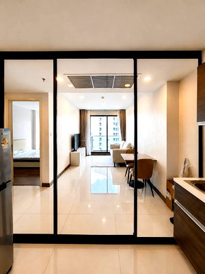 คอนโดให้เช่า : Condo for RENT : Supalai Premier Charoen Nakhon   48 sqm.  𝐓𝐲𝐩𝐞 : 1 Bed 1 Bath  𝐅𝐥𝐨𝐨𝐫 : 26th   (Penthouse floor)  