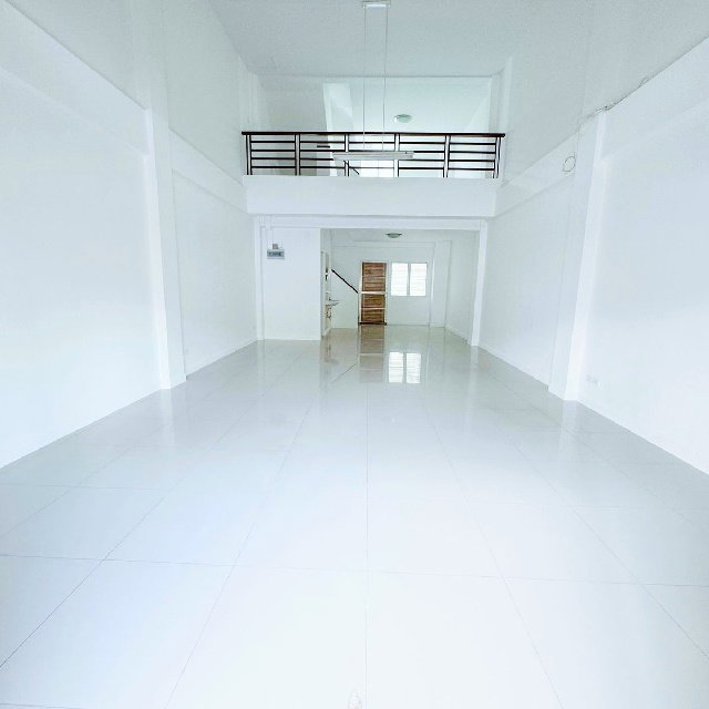 รูป APL สุวรรณภูมิ บางนา 4กม.กิ่งแก้ว10-18 เมกะ อาคารพาณิชย์ 3.5 ชั้น 23ตร.วา.353ตร.ม. ไทย-จีน 3.5 กม. 3 นอน 3 น้ำ ถ.บางนา-ตราด - รูปที่ 2/8