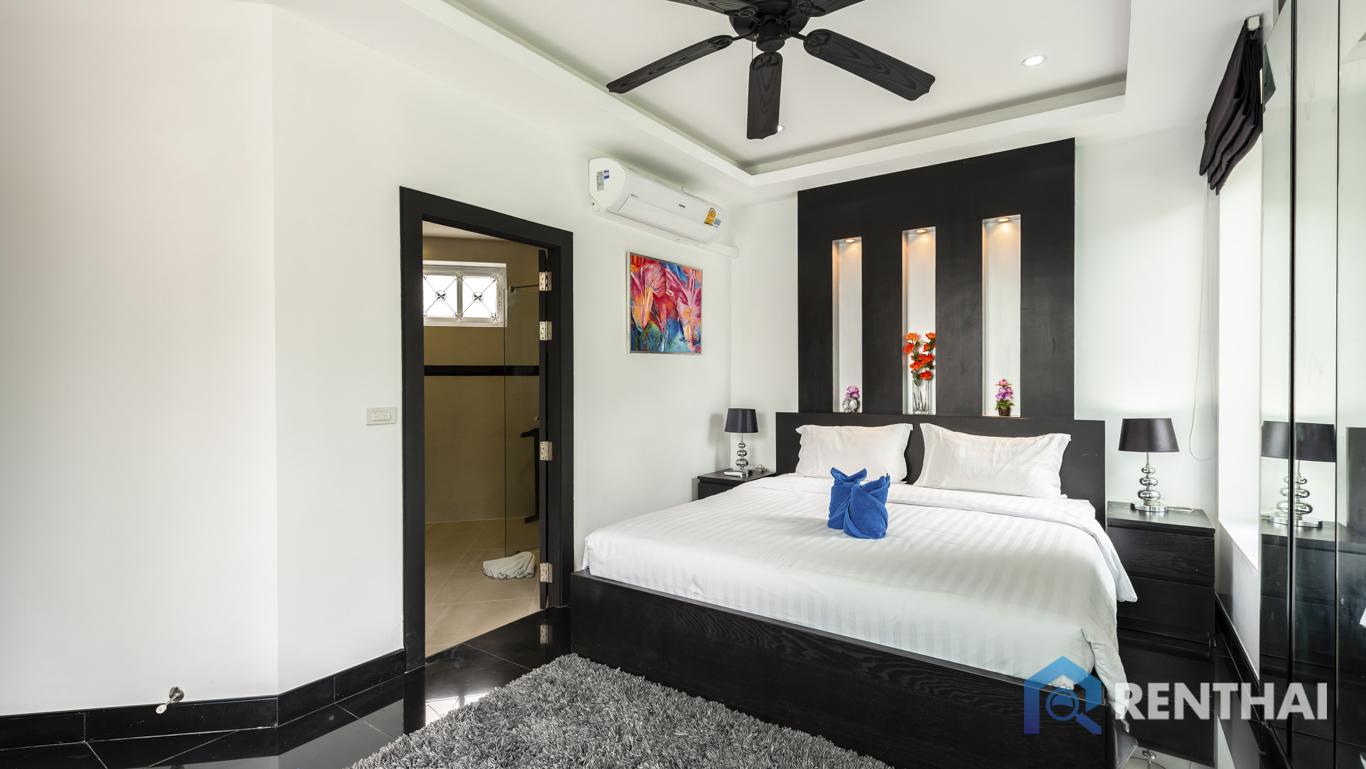 รูป บ้านสุดหรูสไตล์โมเดิร์น ในสนามกอล์ฟฟินิกซ์ - รูปที่ 13/20