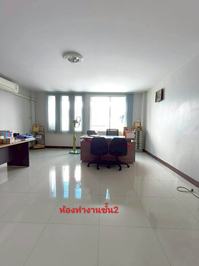 รูป อาคารพาณิชย์ 4 ชั้น ทำเลทอง ติดถนนพัฒนาชนบท4 ลาดกระบังซอย 1 ใกล้สนามบินสุวรรณภูมิ แอร์พอร์ตลิงค์ - รูปที่ 11/21