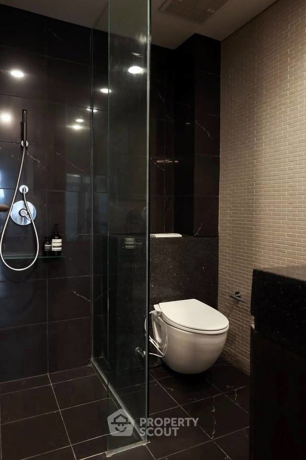 picture 2-BR Condo at Siamese Gioia near MRT Phetchaburi (ID 2969457) - 11/12