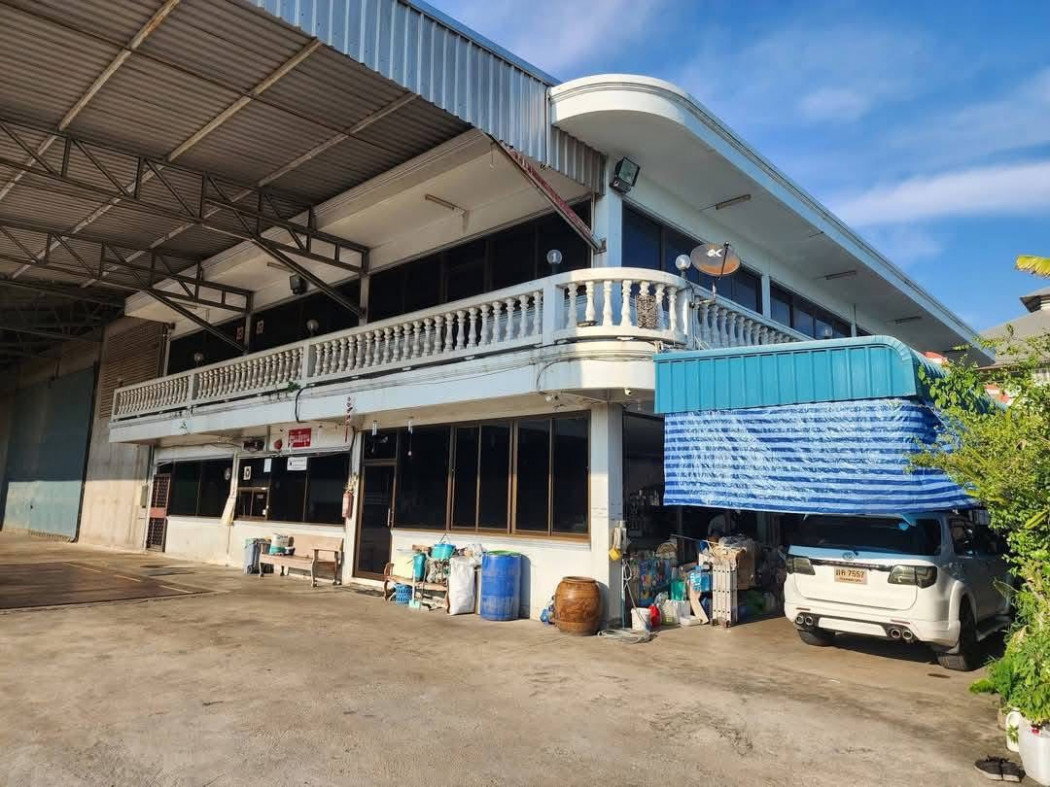 รูป ขายที่ดินพร้อมบ้าน โกดัง ติดถนน 304 ฉะเชิงเทรา-กบินทร์บุรี - รูปที่ 1/11