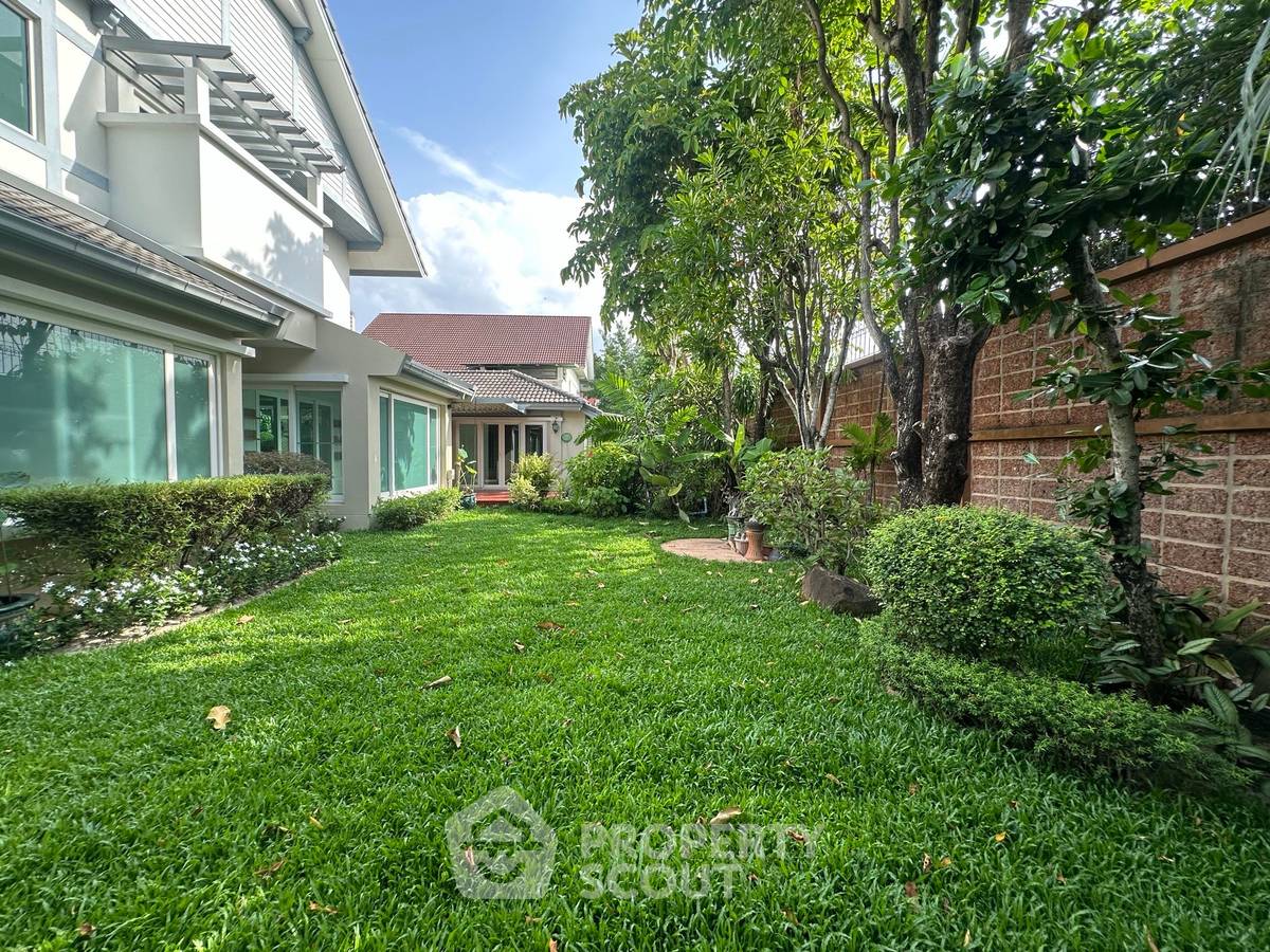 รูป บ้าน 4-ห้องนอน ที่ ลัดดารมย์ อีลีแกนซ์ พระราม 5-2 ใน บางขุนกอง (ID 2972380) - รูปที่ 2/38
