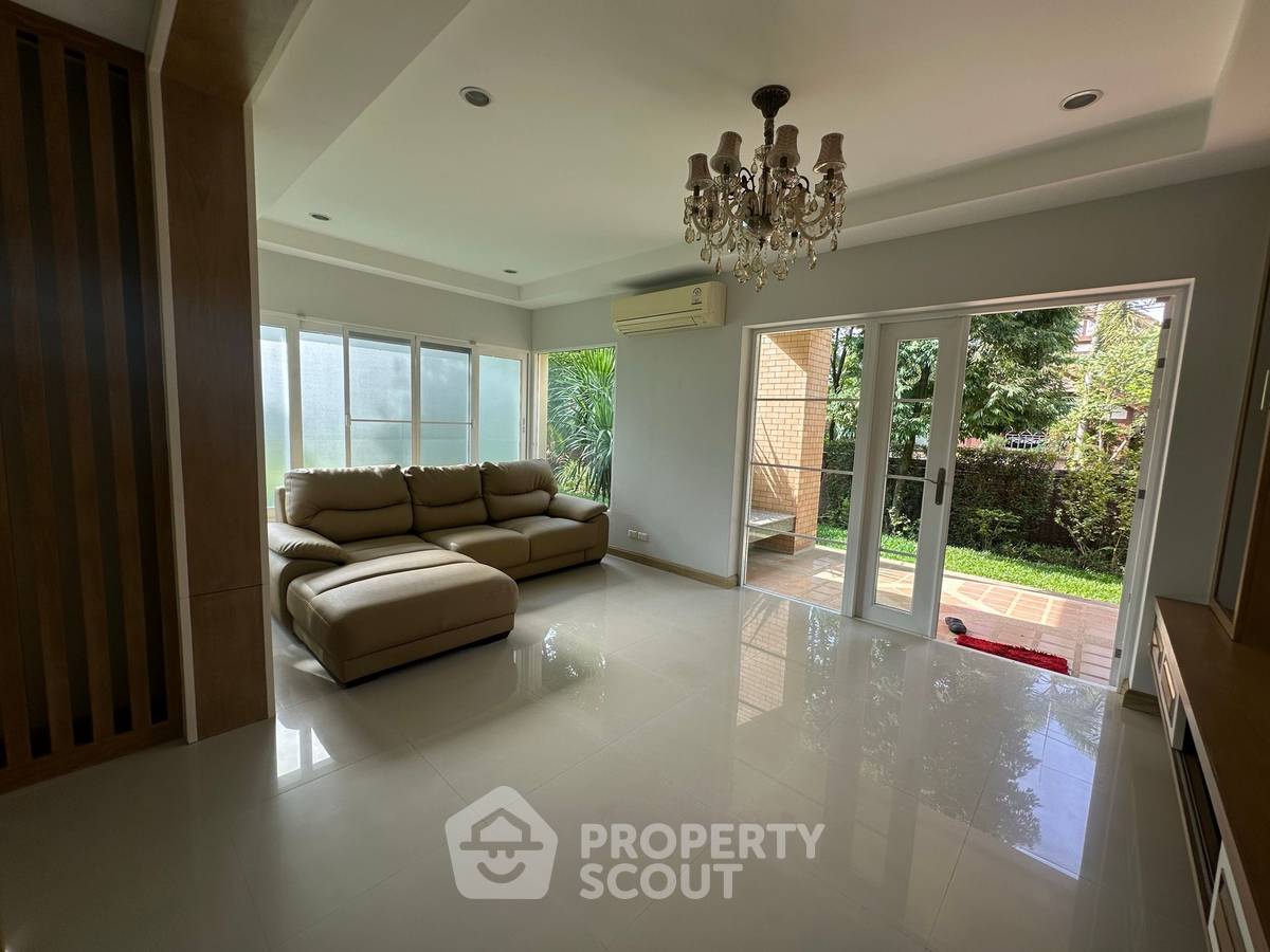 รูป บ้าน 4-ห้องนอน ที่ ลัดดารมย์ อีลีแกนซ์ พระราม 5-2 ใน บางขุนกอง (ID 2972380) - รูปที่ 9/38