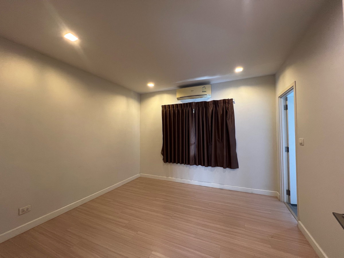 รูป 🏠 (งดนายหน้า เจ้าของขายเอง) 🔥พร้อมอยู่🔥 ขาย โฮมออฟฟิศ / ทาวน์โฮม 3 ชั้น | Plex Bangna บางนาตราด กม.5 - รูปที่ 12/14
