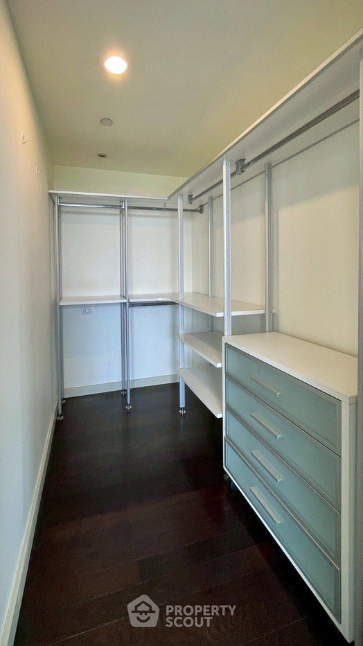 picture 2-BR Condo at Watermark Chaophraya near BTS Krung Thon Buri (ID 2972369) - 13/16