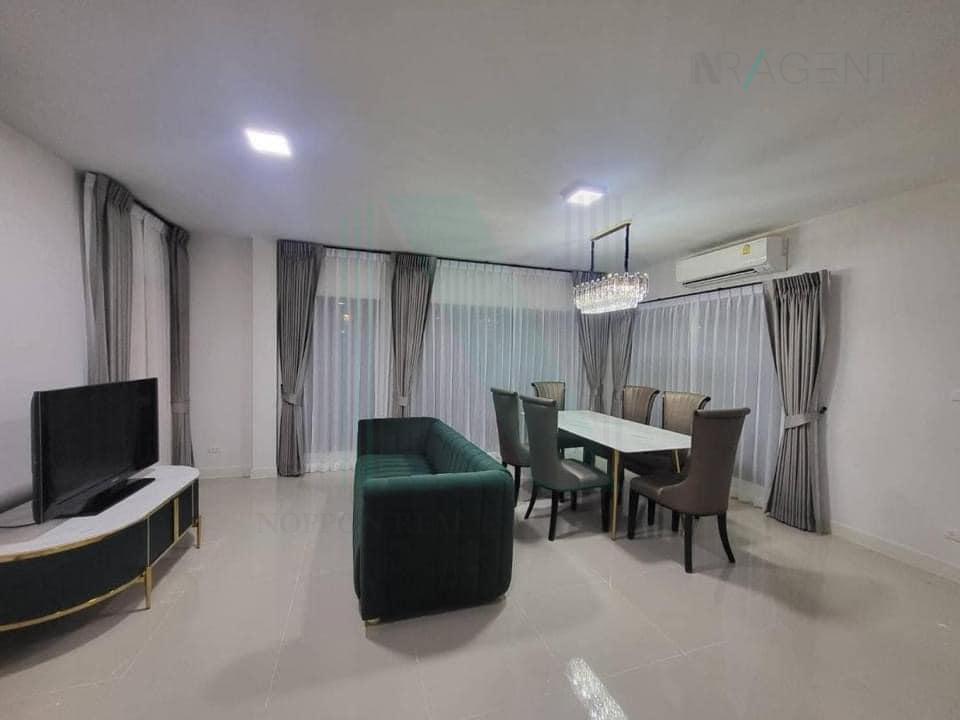 รูป 📌 ให้เช่าทาวน์เฮาส์ 3 ชั้น บ้านกลางเมือง รามอินทรา 83 สเตชั่น 4 ห้องนอน 4 ห้องน้ำ - รูปที่ 2/8
