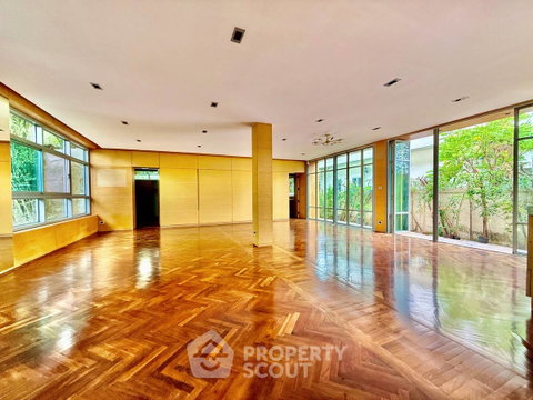 บ้าน 4-ห้องนอน ใน ศาลาธรรมสพน์ (ID 2970612)