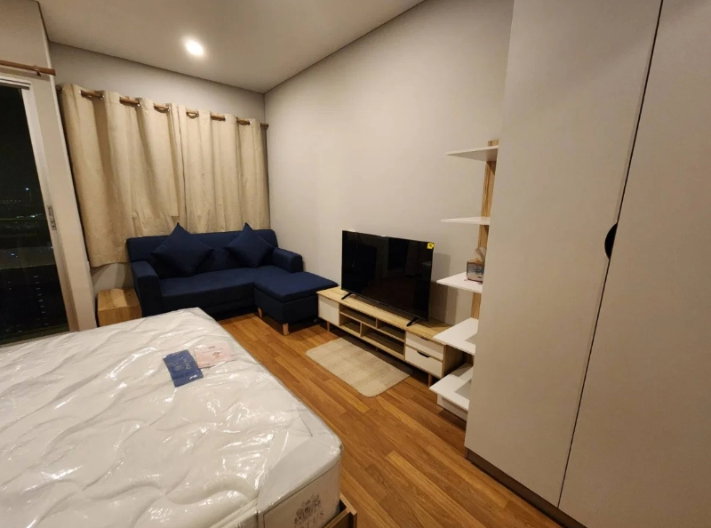 รูป ให้เช่า คอนโด Lumpini Place Taopoon InterchangeStudio | 23 ตร.ม. | ชั้น 24 (ชั้นบนสุด) 💰 เพียง 9,500 บาท/เดือน - รูปที่ 2/6