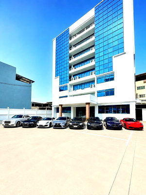 เช่าอาคารพาณิชย์ ถนนนราธิวาสราชนครินทร์ : HOMEPRO พระราม3 850ม. อาคาร 9 ชั้น 202ตร.วา.สาธุ28-38 รร.นานาชาติคิงส์คอลเลจ 900 ม. 4,002ตร.ม. 9นอน 9น้ำ ลิฟท์ 2 ตัว เพนท์เฮาส์บนสุด