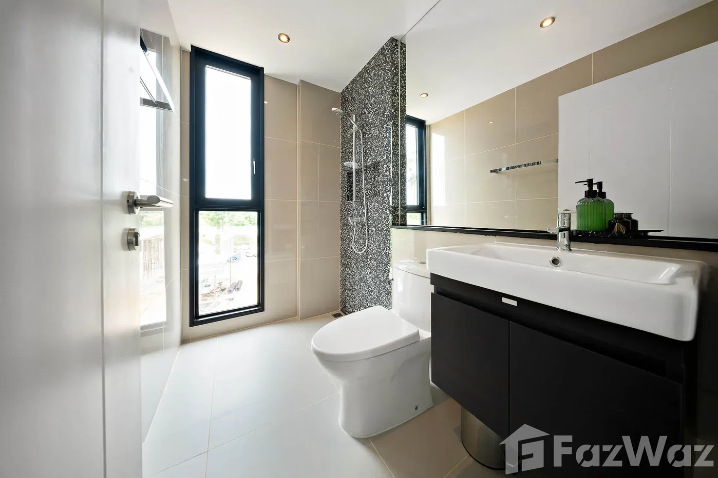 รูป ขาย บ้านเดี่ยว 6 ห้องนอน ในโครงการ ไฮโกรฟ วิลล่า 2006748 - รูปที่ 38/45