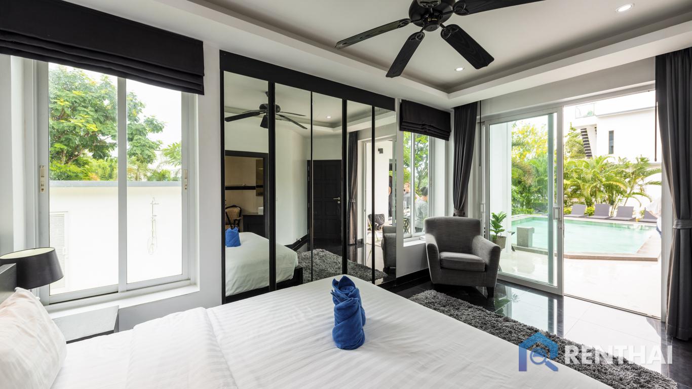 รูป บ้านสุดหรูสไตล์โมเดิร์น ในสนามกอล์ฟฟินิกซ์ - รูปที่ 12/20