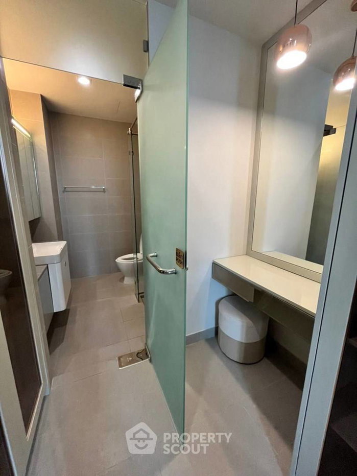 รูป ห่าง BTS เพลินจิต เพียง 100 ม. | 1 ห้องนอน Noble Ploenchit (ID 2873996) - รูปที่ 9/13