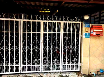 ทาวน์โฮม กรุงเทพมหานคร : ทาวน์เฮ้าส์ 2-ห้องนอน ใน สวนหลวง (ID 2966885)
