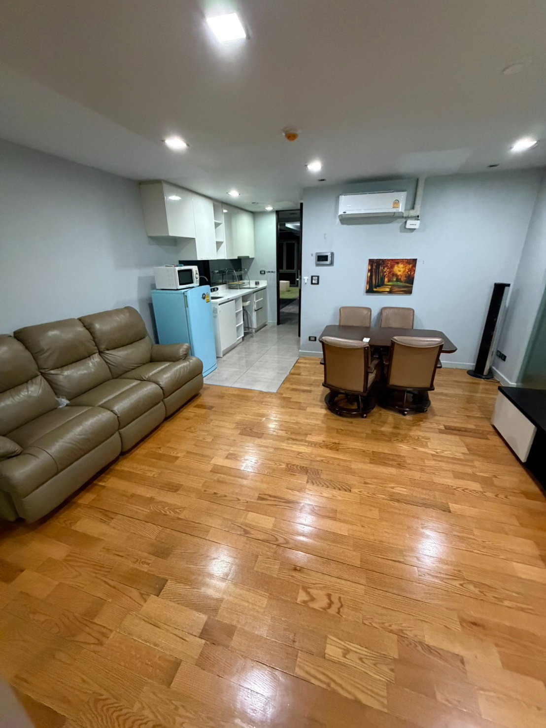For Rent Quad Silom - 1 Bed 1 Bath 1 working room 54 Sq.m, Fl.2nd, near BTS Chong nonsi