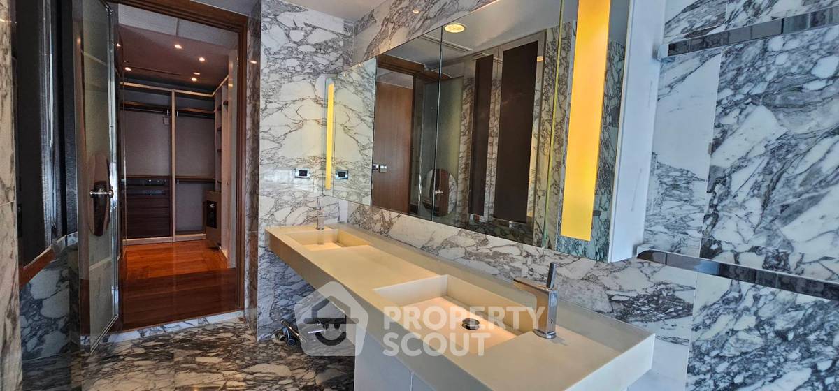 picture 4-BR Condo at Aequa Sukhumvit 49 Condominium near BTS Thong Lor (ID 2764828) - 29/32