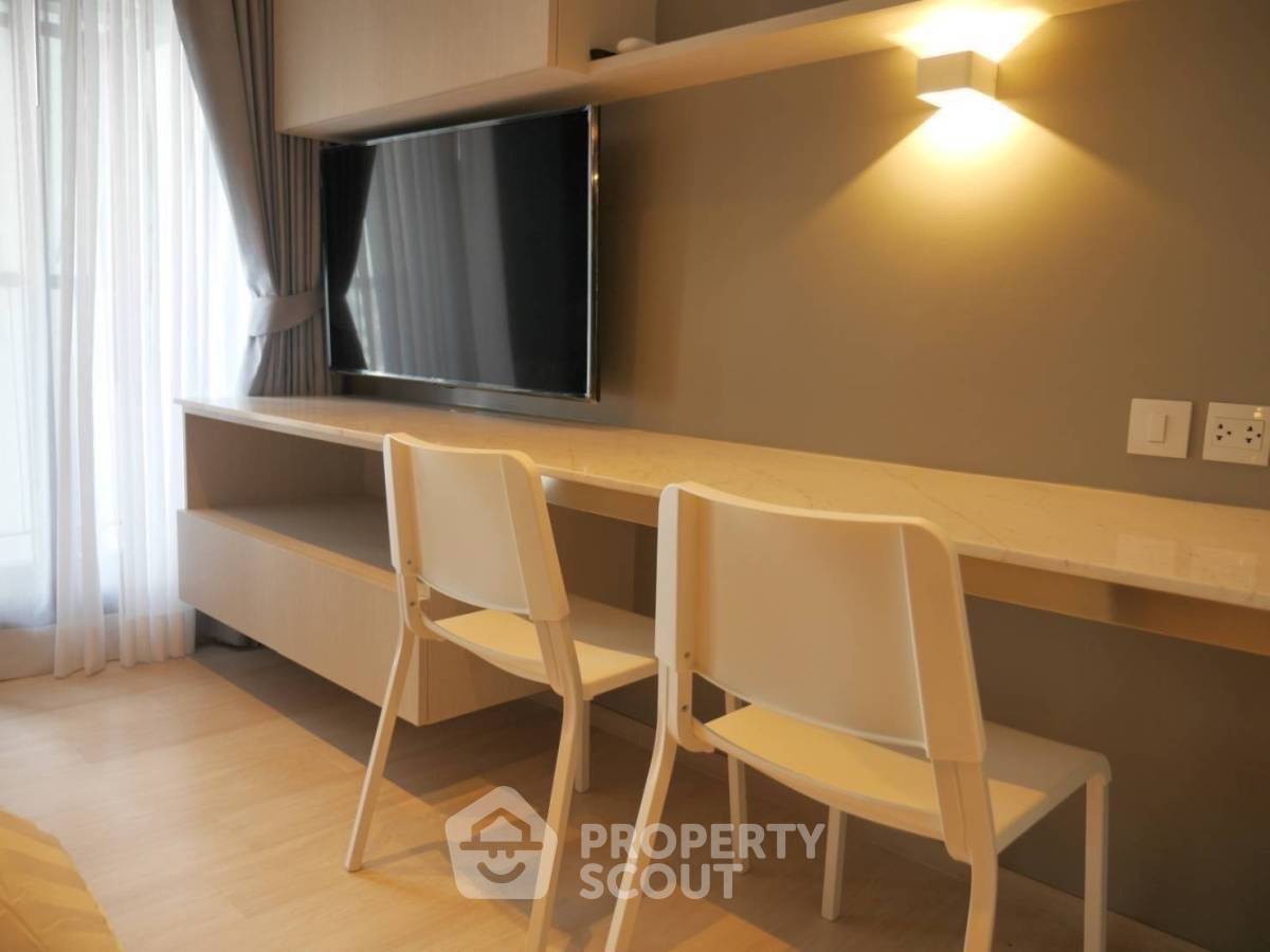 picture 1-BR Condo At Life One Wireless Near BTS Phloen Chit (ID 1803612) - 4/12
