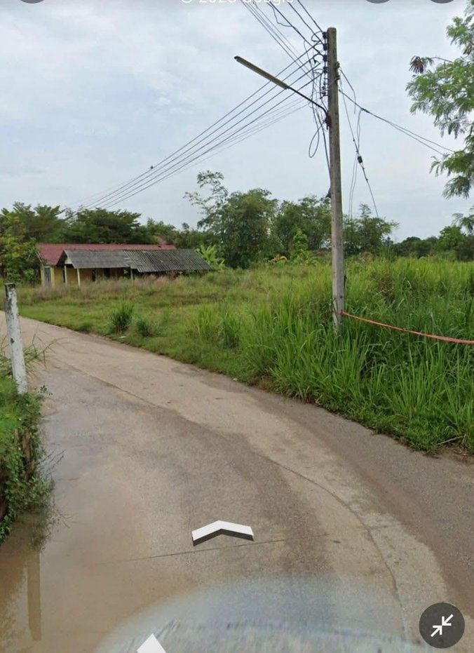 รูป ขายที่ดินบางเสร่ 3 ไร่ 45 ตร.ว. หน้ากว้าง 86 ม. ถมแล้ว มีบ้านพักพร้อมทะเบียนบ้าน ใกล้ถนนสุขุมวิท 500 ม. ตรงข้ามทะเล - รูปที่ 10/11
