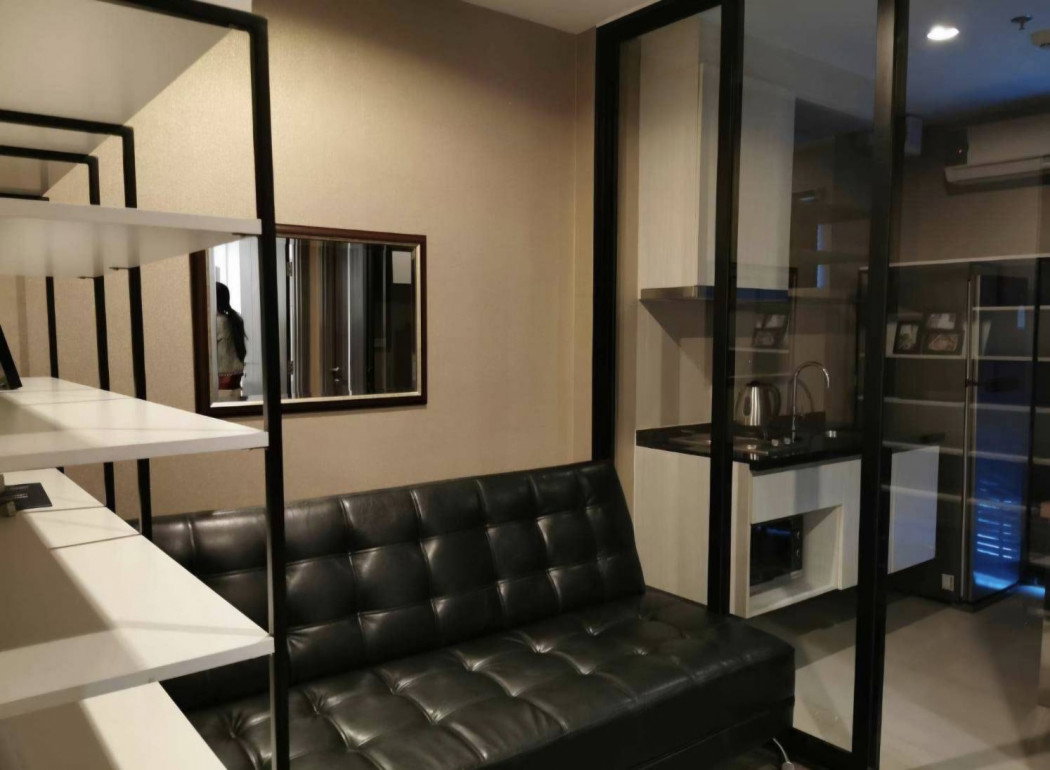 รูป ให้ เช่าคอนโด Modern City Living at The Base Park East Sukhumvit 77 | 1 Bed Near BTS On Nut - รูปที่ 4/8