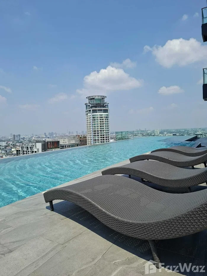 picture Stylish Duplex | Floor 17 | Rooftop | BTS Direct 6296623 - 14/29