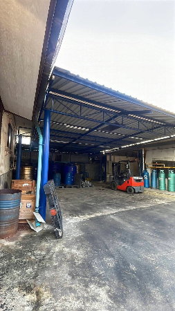 picture Land with buildings + house + warehouse, including factory license (Form 4). - 4/12