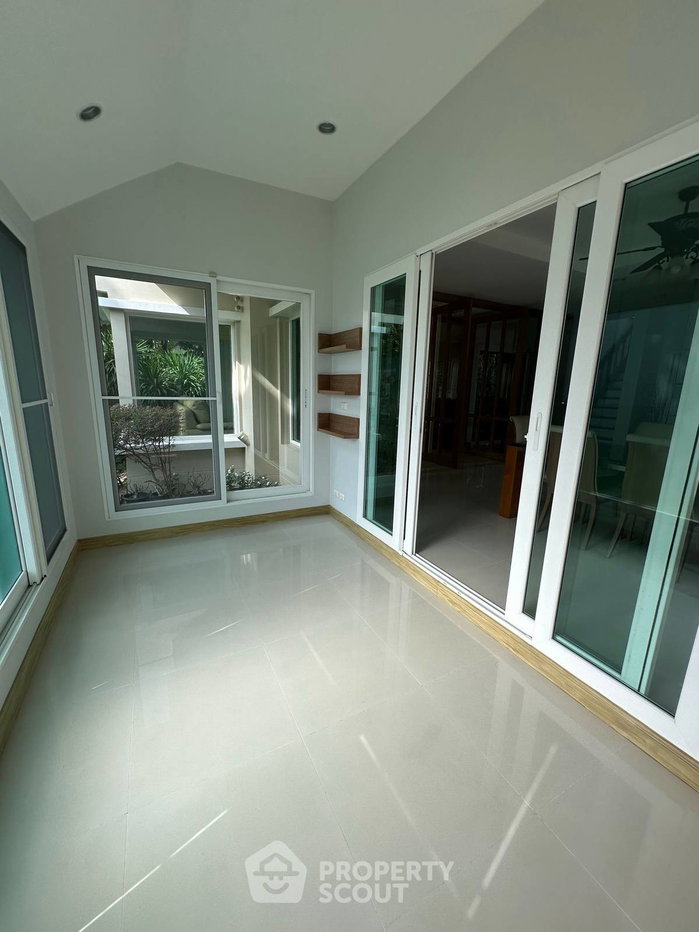 รูป บ้าน 4-ห้องนอน ที่ ลัดดารมย์ อีลีแกนซ์ พระราม 5-2 ใน บางขุนกอง (ID 2972380) - รูปที่ 18/38