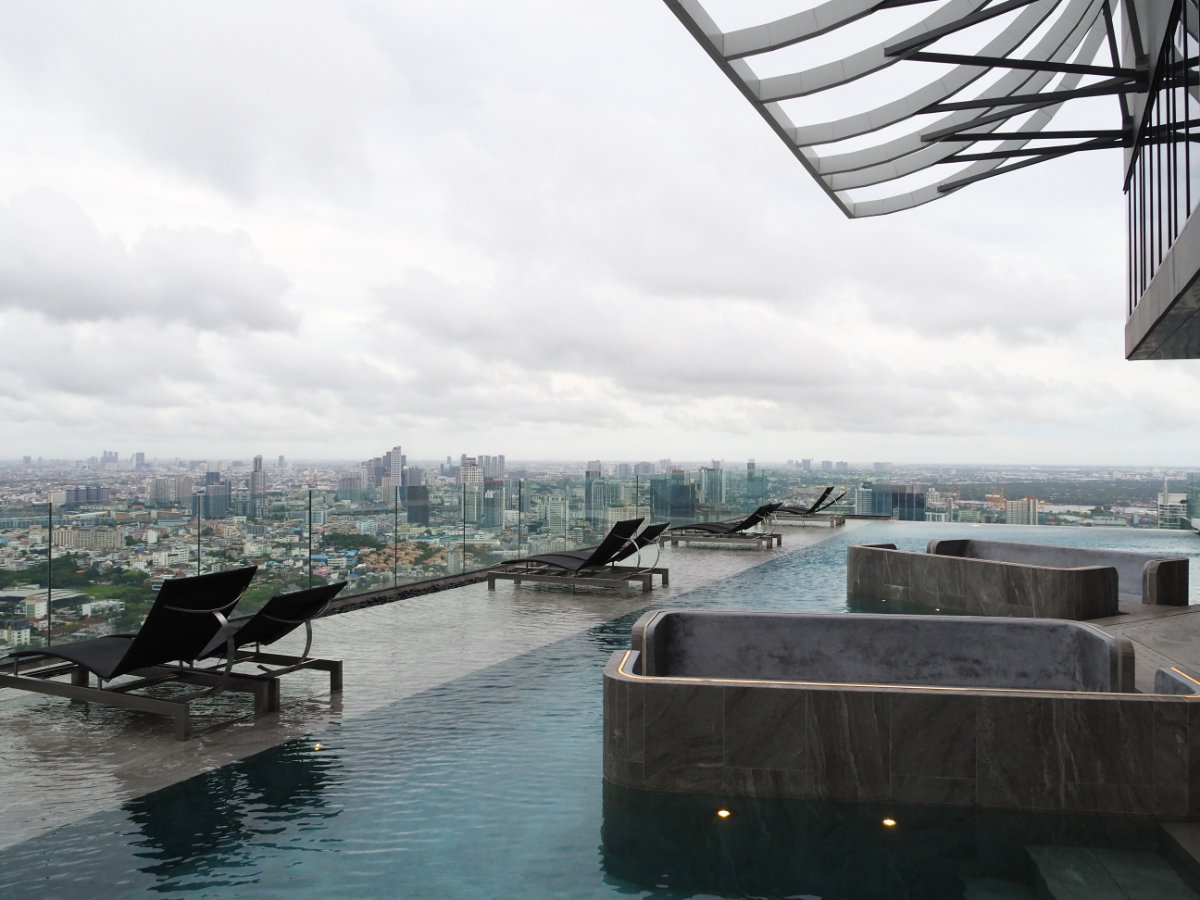 picture Ready to move 2 bed 1 bath condo for rent Park Origin Thonglor - 17/18