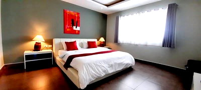 ขายคอนโด : 🔥ขายด่วน  Tudor Court Condo Pratamnak คอนโด ทิวดอร์ คอร์ท พระตำหนัก  ✅ ตกแต่งครบพร้อมครัวยุโรป ทำเลดีเยี่ยมใกล้ชายหาดและพัทยาใต้ โควต้าชื่อต่างชาติ