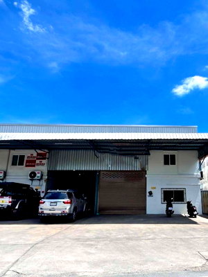 เช่าโรงงาน นครปฐม : MKR13 ปล่อยเช่าคลังสินค้าพุทธมณฑลสาย 4 ซอยวัดนครชื่นชุ่ม มี 2 ห้องพัก 2 ห้องน้ำ ทำเลดีใกล้ศาลายาและเพชรเกษม เหมาะทำ SME