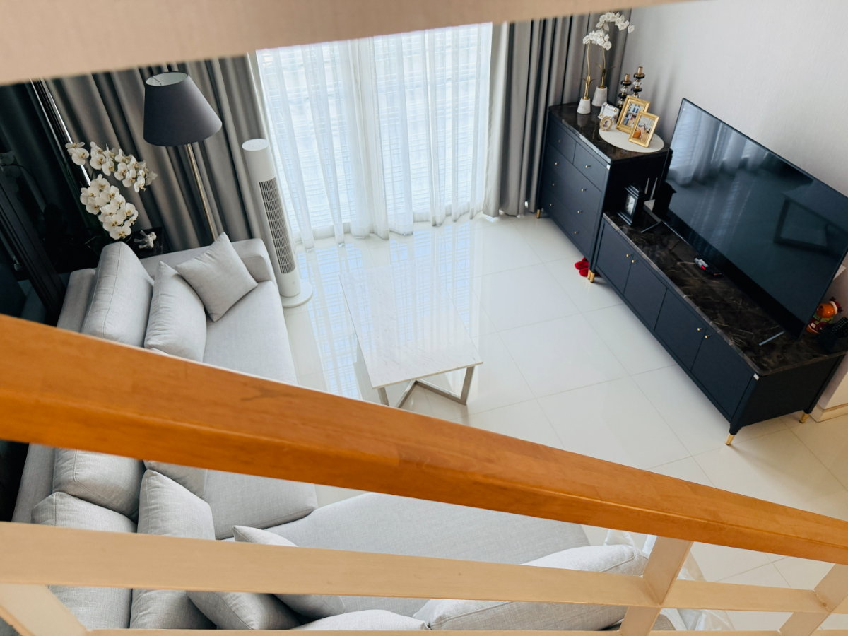 รูป  [ขาย] ทาวน์โฮม 3 ชั้น สภาพดี ทำเลทองอ่อนนุช 46 ใกล้รถไฟฟ้าสายสีเหลือง เข้าซอยแค่ 200 ม.! 🚗⚡ รองรับ EV Charger บิ้วท์อินครบ พร้อมอยู่ทันที - รูปที่ 10/28
