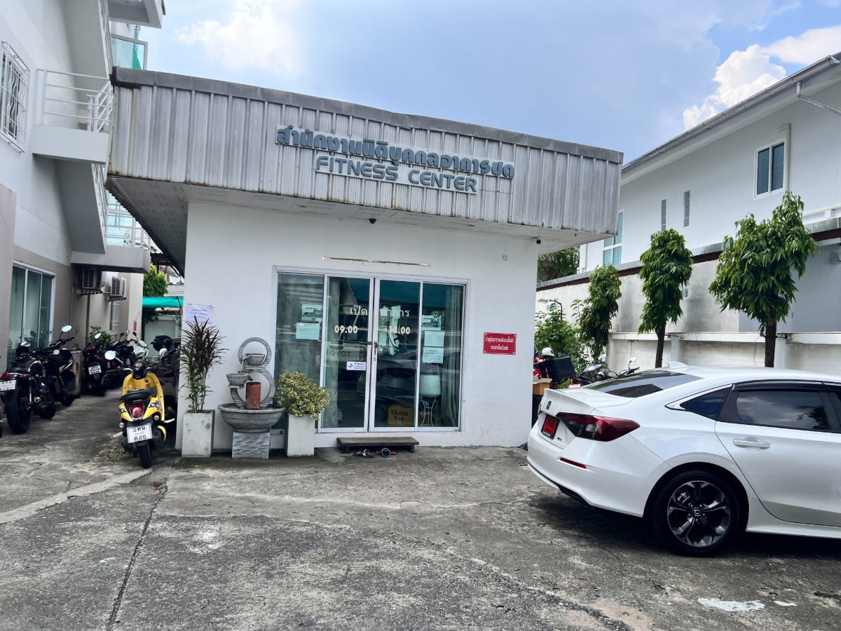 picture **Owner selling directly*** 📌 Condo for sale: JW Suite Chokchai 4, Studio, 5th floor, Building E. Pets allowed (previously kept as pets) - 12/25