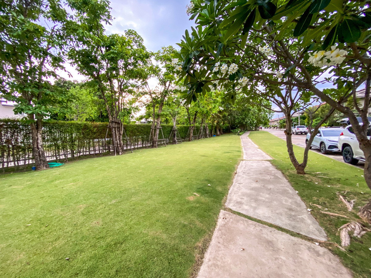 รูป ขายบ้านแปลงมุม คณาสิริ บางนา — แปลงใหญ่ 94 ตร.ว. หลังมุม ติดสวน พร้อมเรือนรับรอง 5 ห้องนอน / 3 ห้องน้ำ 6.2ลบ. - รูปที่ 65/67