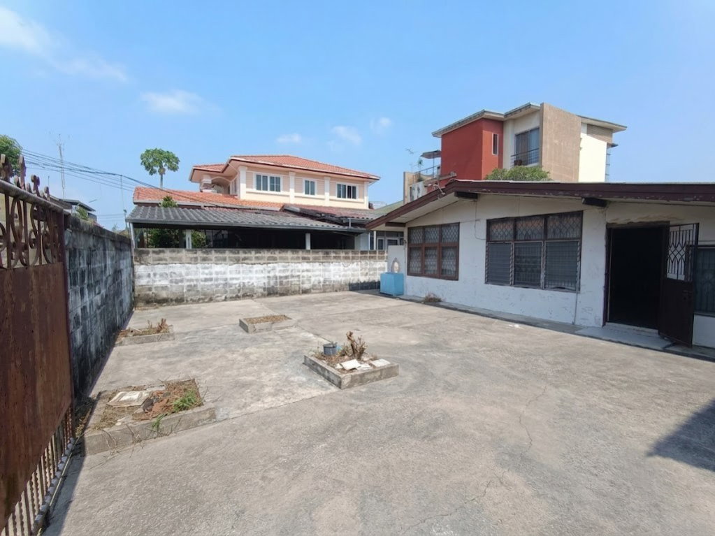 รูป 🏡 บ้านเดี่ยวชั้นเดียว ติวานนท์ 32 "หมู่บ้านพัฒนจิต" เพียง 3.99 ล้านบาท ✨ - รูปที่ 12/13
