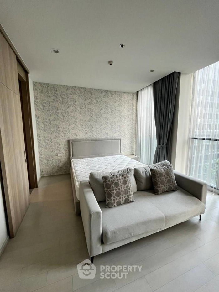 รูป ห่าง BTS เพลินจิต เพียง 100 ม. | 1 ห้องนอน Noble Ploenchit (ID 2873996) - รูปที่ 2/13