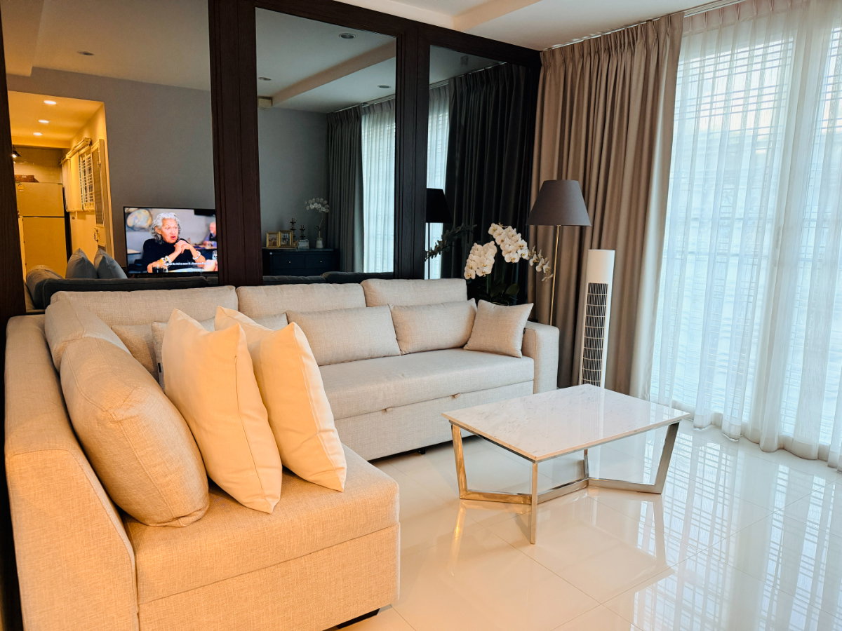 รูป  [ขาย] ทาวน์โฮม 3 ชั้น สภาพดี ทำเลทองอ่อนนุช 46 ใกล้รถไฟฟ้าสายสีเหลือง เข้าซอยแค่ 200 ม.! 🚗⚡ รองรับ EV Charger บิ้วท์อินครบ พร้อมอยู่ทันที - รูปที่ 24/28