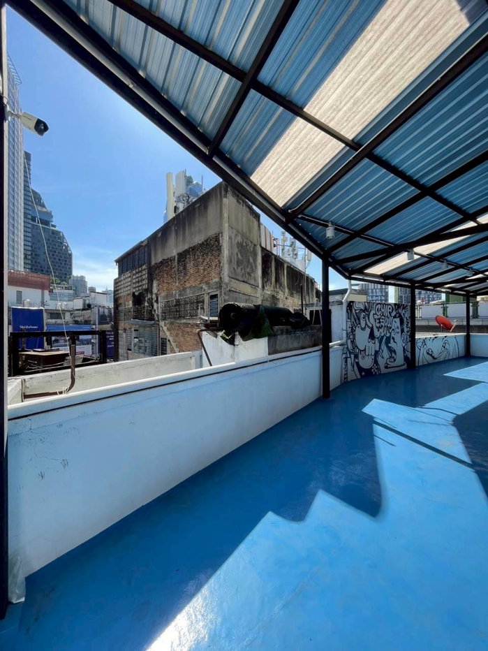 picture Rooftop Space Urban/lndustrial - 2/13