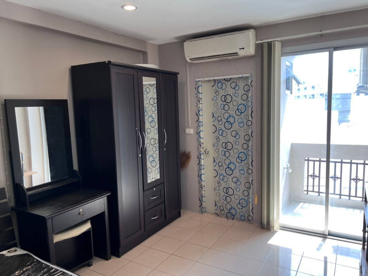 รูป ให้เช่าคอนโดบางใหญ่สแควร์ ตึก A ชั้น 5  ราคา 4,200 บาท/เดือน (รวมค่าส่วนกลางแล้ว) แอร์ + เฟอร์นิเจอร์ครบ - รูปที่ 1/12