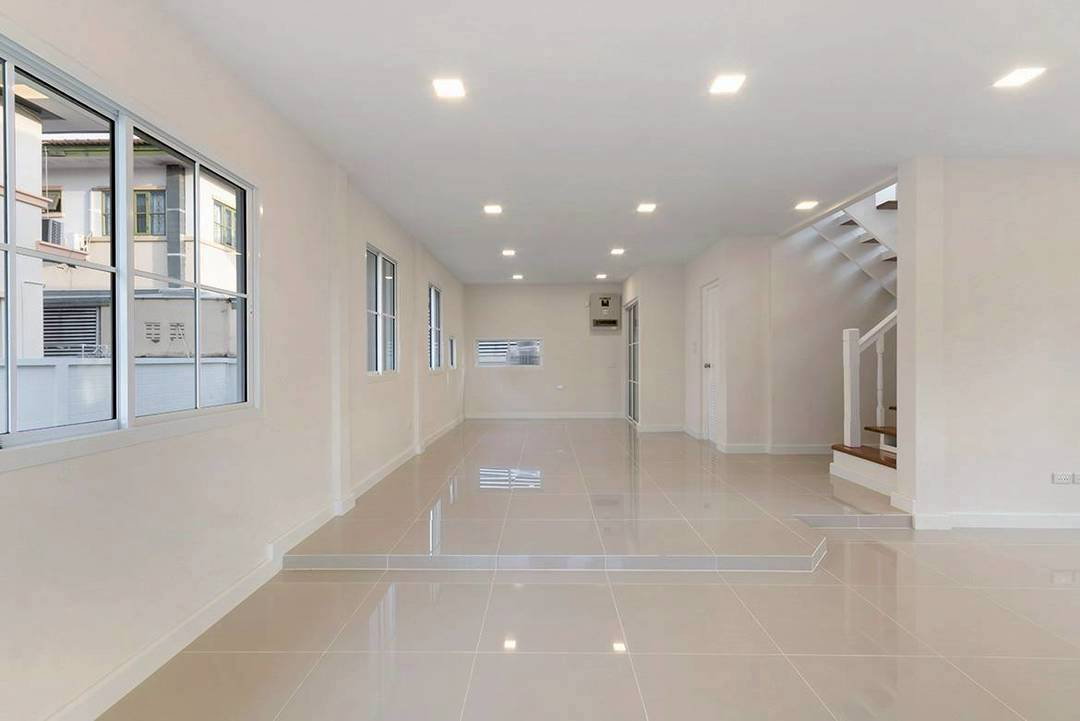รูป บ้านเดี่ยว 2 ชั้น รีโนเวทใหม่ หมู่บ้านชัยพฤกษ์-บุศรินทร์ รังสิต-คลอง 2 หน้าบ้านไม่ชนใคร เนื้อที่เยอะกว้างขวาง  เดินทางสะดวก - รูปที่ 5/15