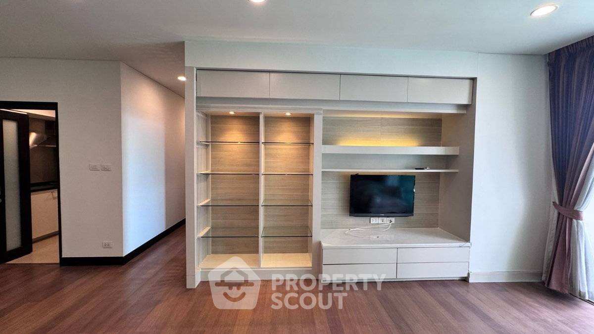 picture 2-BR Condo at The Park Chidlom near BTS Chit Lom (ID 2971853) - 1/7
