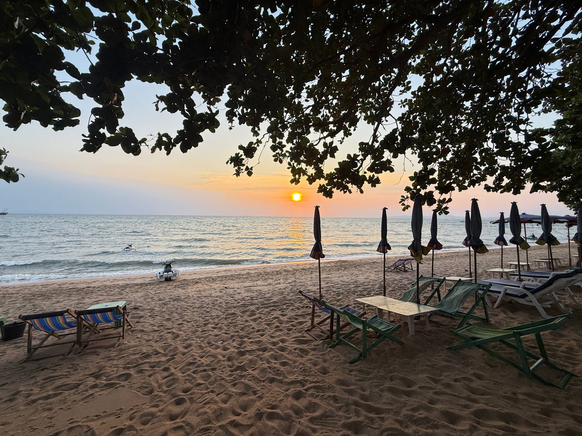 รูป For rent Lumpini SeaView Jomtien SeaView with washing machine  - รูปที่ 31/36
