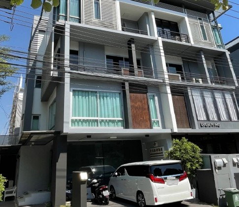 รูป ให้เช่าอาคาร / Home Office 4 ชั้น / ทำเล พระราม 9 เหม่งจ๋าย / โครงการ บี สแควร์ B Square พระราม 9 เหม่งจ๋าย /   เหมาะเป็นสำนักงาน จดบริษัทได้ - รูปที่ 1/10