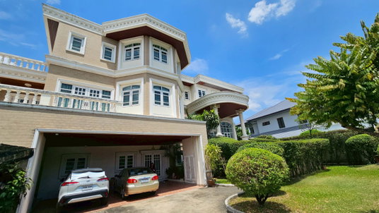 ขายบ้านเดี่ยวริมทะเลสาบ หมู่บ้านกฤษดานคร ปิ่นเกล้า-พุทธมณฑลสาย2