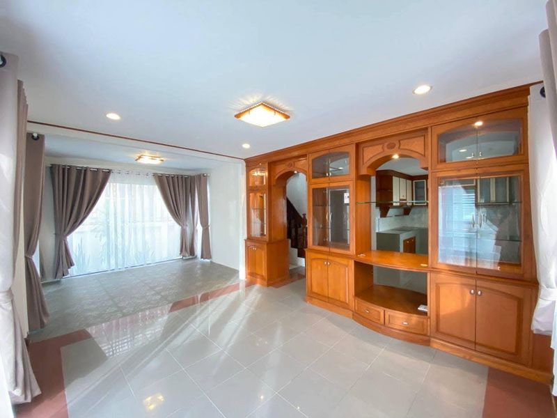 รูป ขายบ้านเดี่ยวในโครงการคุณภาพ สามมุขธานี บางแสน เข้าออกสะดวก - รูปที่ 2/10