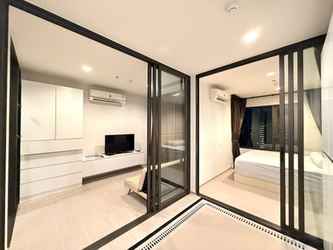 Condo for rent "Life Sathorn Sierra" 29th Floor 36 SQM 1 bedroom 1 bathroom Fully Furnished 
