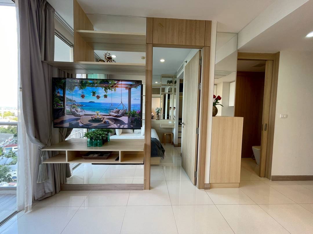 picture For sale The Riviera Wongmat Beach Corner Room - 5/34